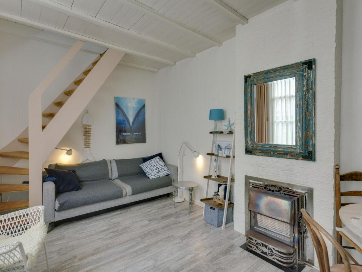 Picturesque Fisherman S House In Scheveningen Near The Shops Haia Exterior foto